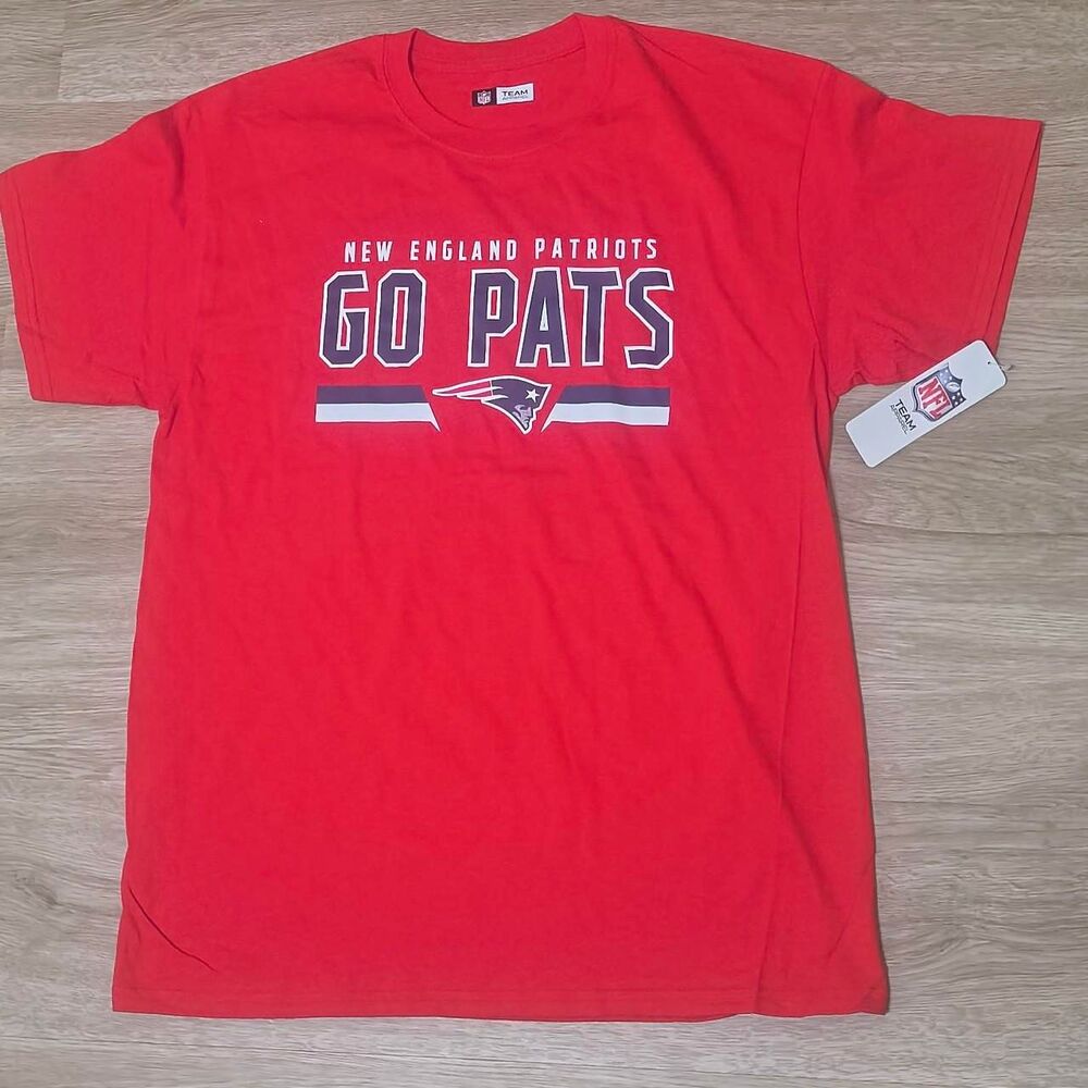 New England Patriots “GO PATS” Tee – Red – Size L – New With Tags